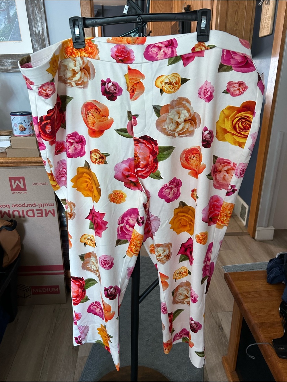 Cato Floral Capris in White with Pink, Orange & Yellow Roses